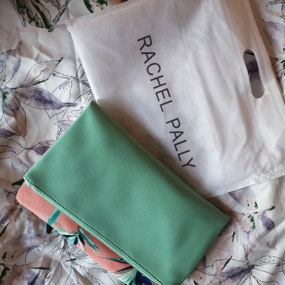 NWOT Rachel Pally Reversible clutch - Picture 2 of 3